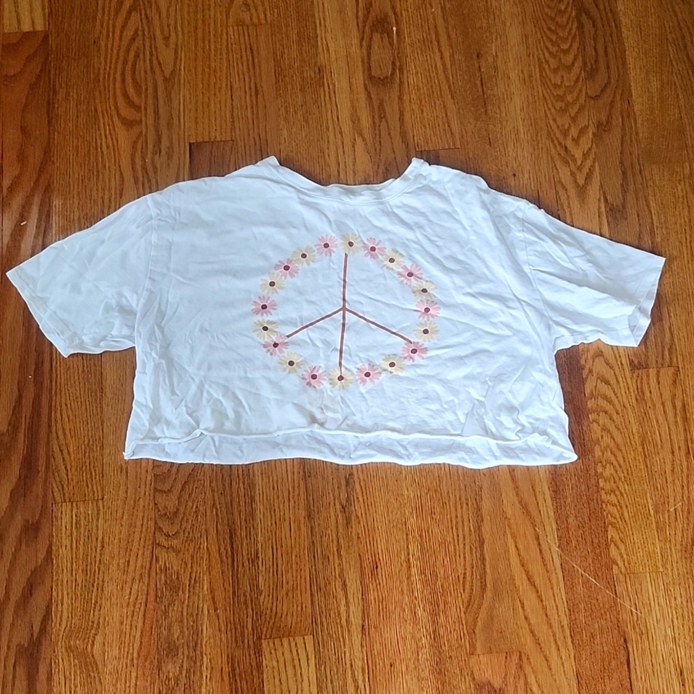 Cropped tee shirt